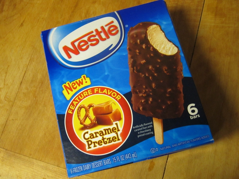Review Nestle Caramel Pretzel Ice Cream Bar
