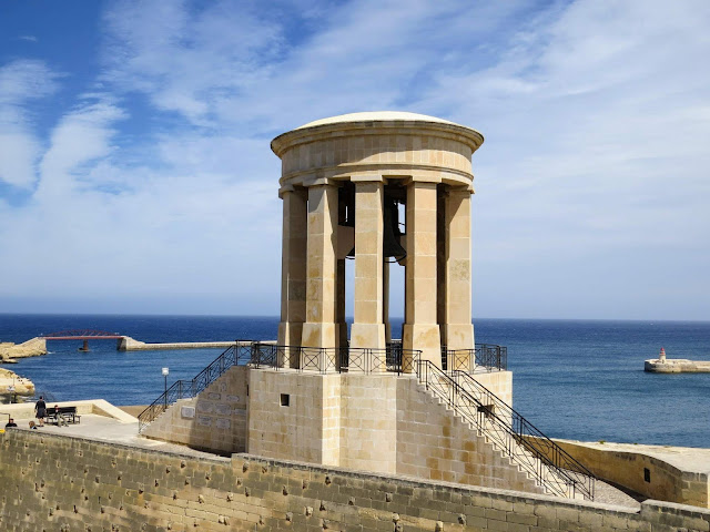 What to see in Valletta: The Siege Bell Monument