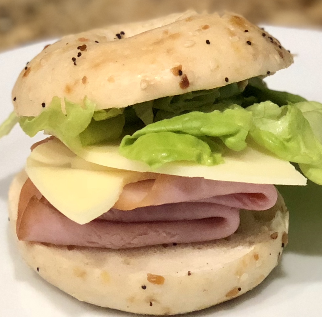 GREAT EATS HAWAII HAM AND CHEESE BAGEL