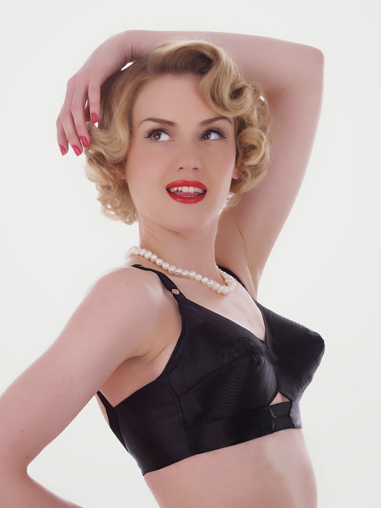1950 s style pointed bra fetish