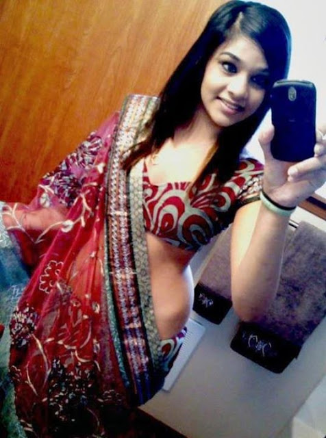 Beautiful Indian College Girl Looking Great In Saree FRE