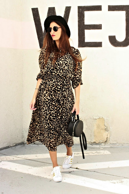 look11.JPG