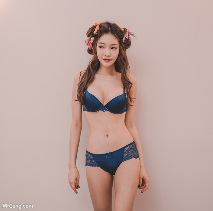 Park Jung Yoon's beauty in lingerie, bikini in October 2017 (146 photos)