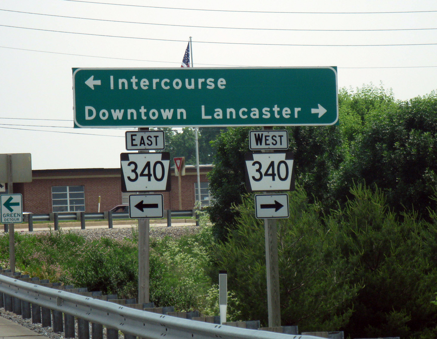 [Image: %2Bin-hiwaysign.jpg]