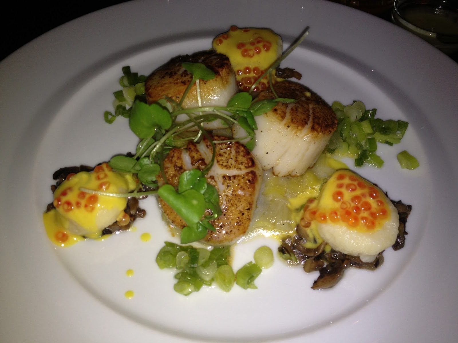 WHERE THE LOCALS GO TORONTO ZEE GRILL SEAFOOD RESTAURANT & OYSTER BAR