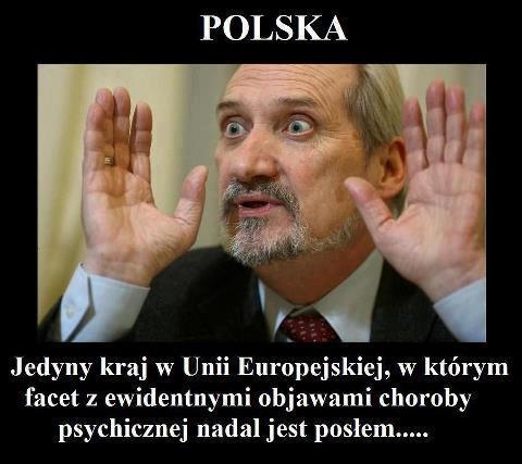https://2.bp.blogspot.com/-5vzktuTIXys/UXKJIBe0DZI/AAAAAAAAAME/q0YeWTBEaok/s1600/Macierewicz.jpg