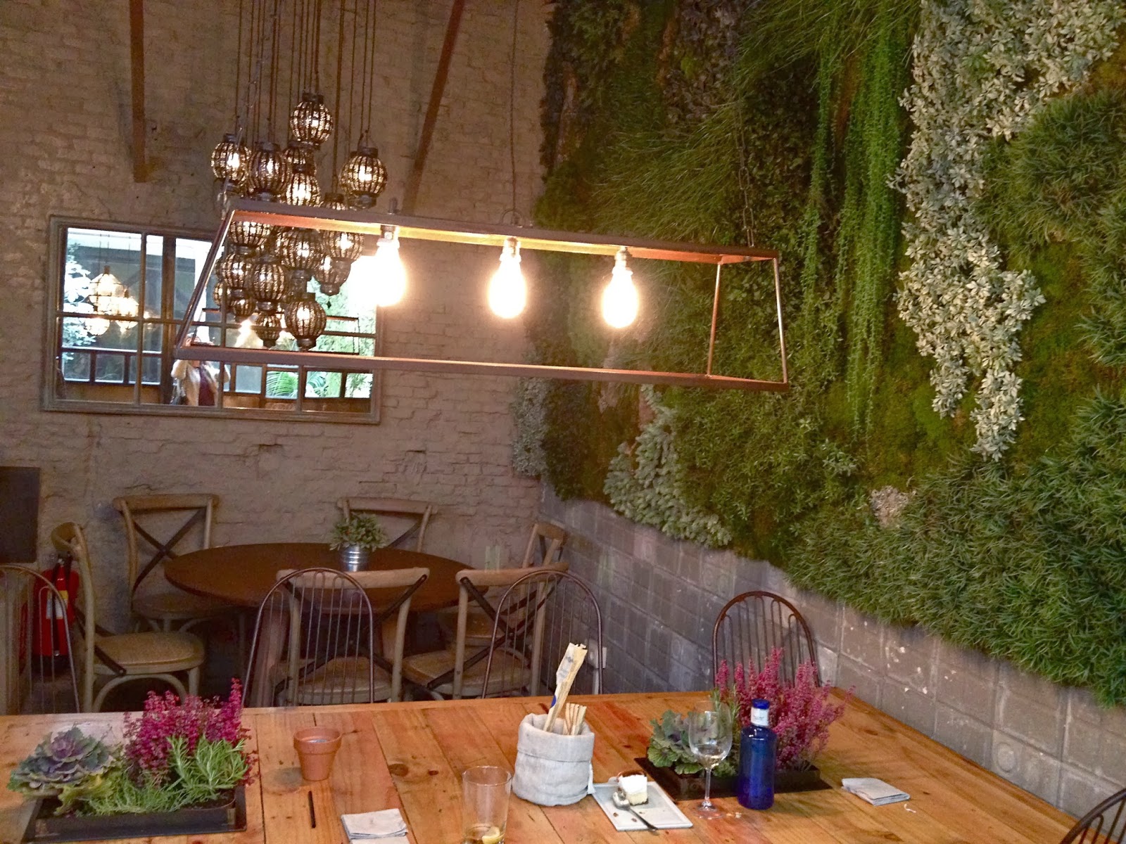 DE MI MANO by b4living: EL PATIO DEL FISGÓN Y...