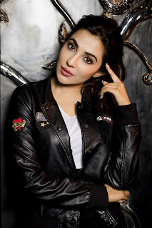 Actress Parvathy Nair New Hot Photoshoot Stills