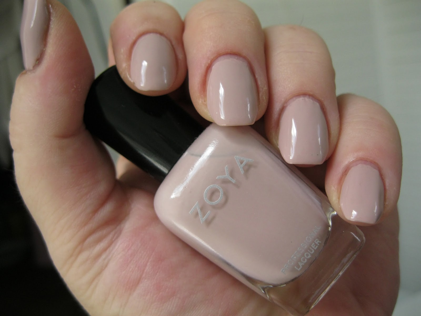 Lacquer Slacker Liz Mannequin Hands Zoya Kennedy