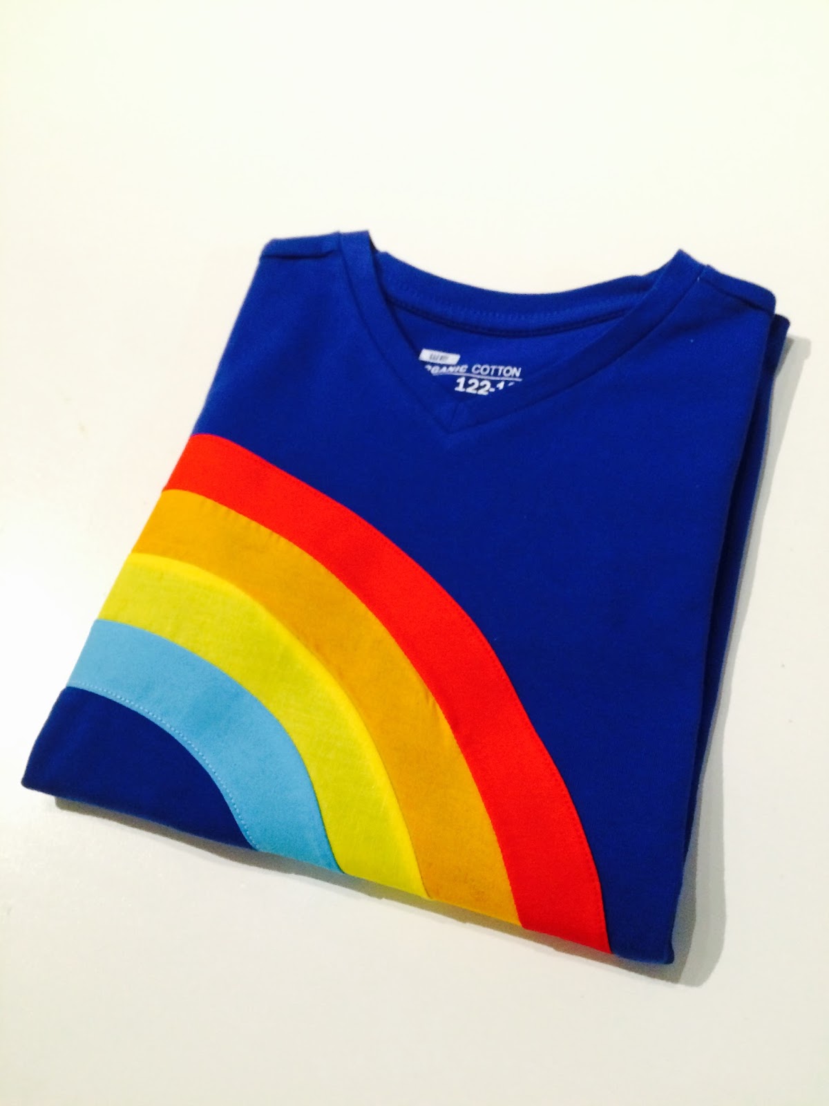 De Hippe Uil: Regenboog shirt van K3