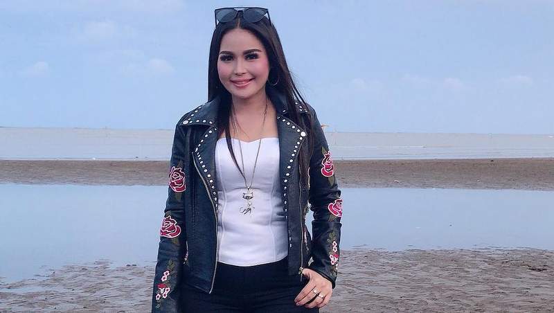 Lirik Lagu Dian Anic Jaluk Imbuh Lirik Lagu Dunia
