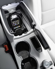 iPhone integration kit for Mercedes-Benz