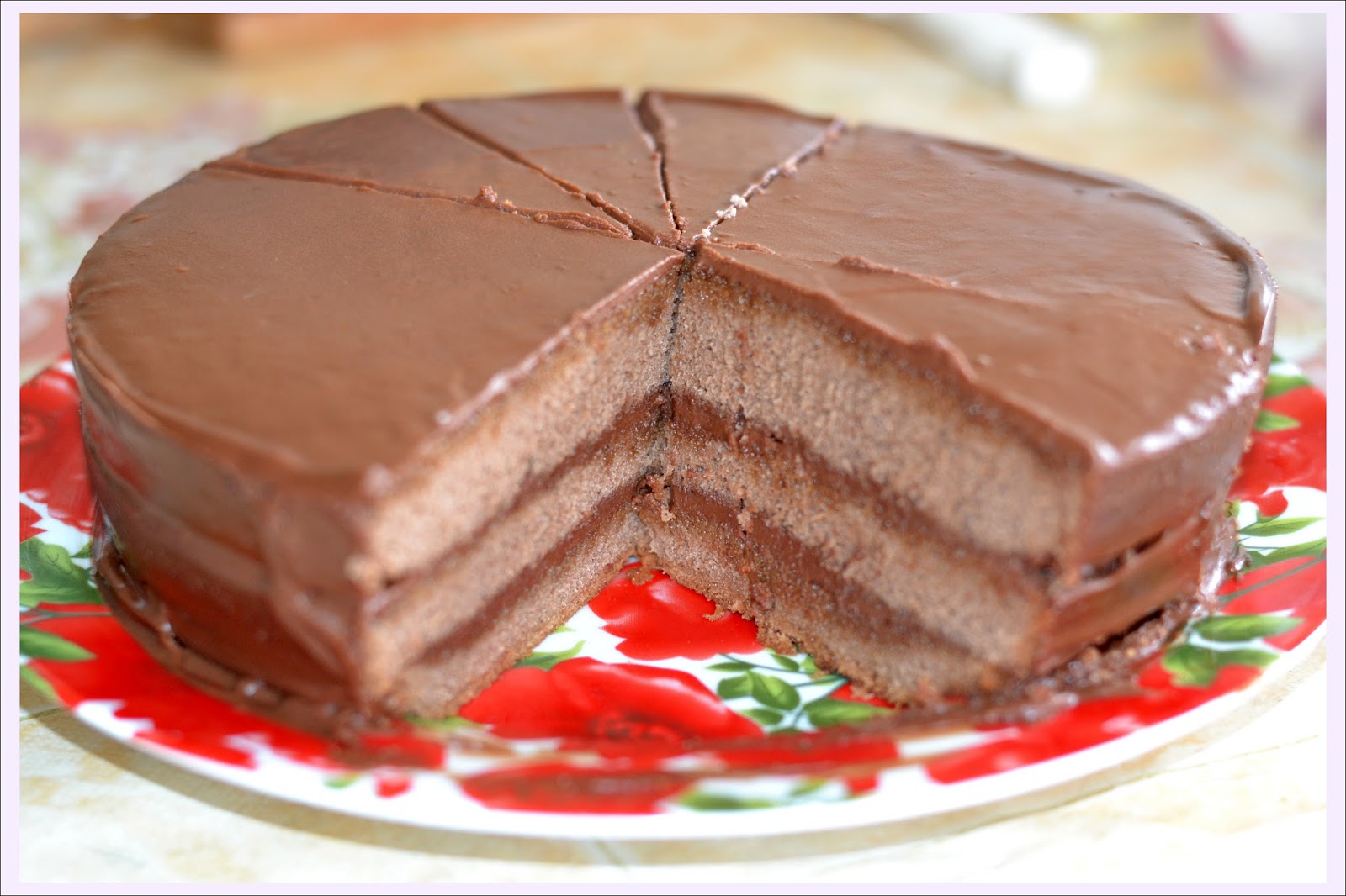 Шоколад сметана. Сметанно шоколадный крем для торта. Шоколадный крем из сметаны. Шоколадный крем на сметане. Шоколадная глазурь для торта на сметане.