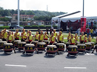 Opening gambit by a local percussion group