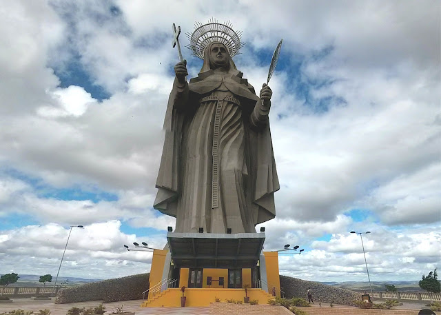 Maior estátua católica do mundo