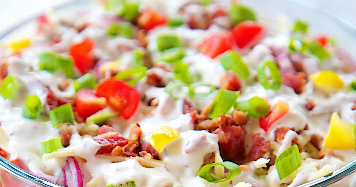 What was the first thanksgiving day parade balloon What was the first thanksgiving day parade balloon