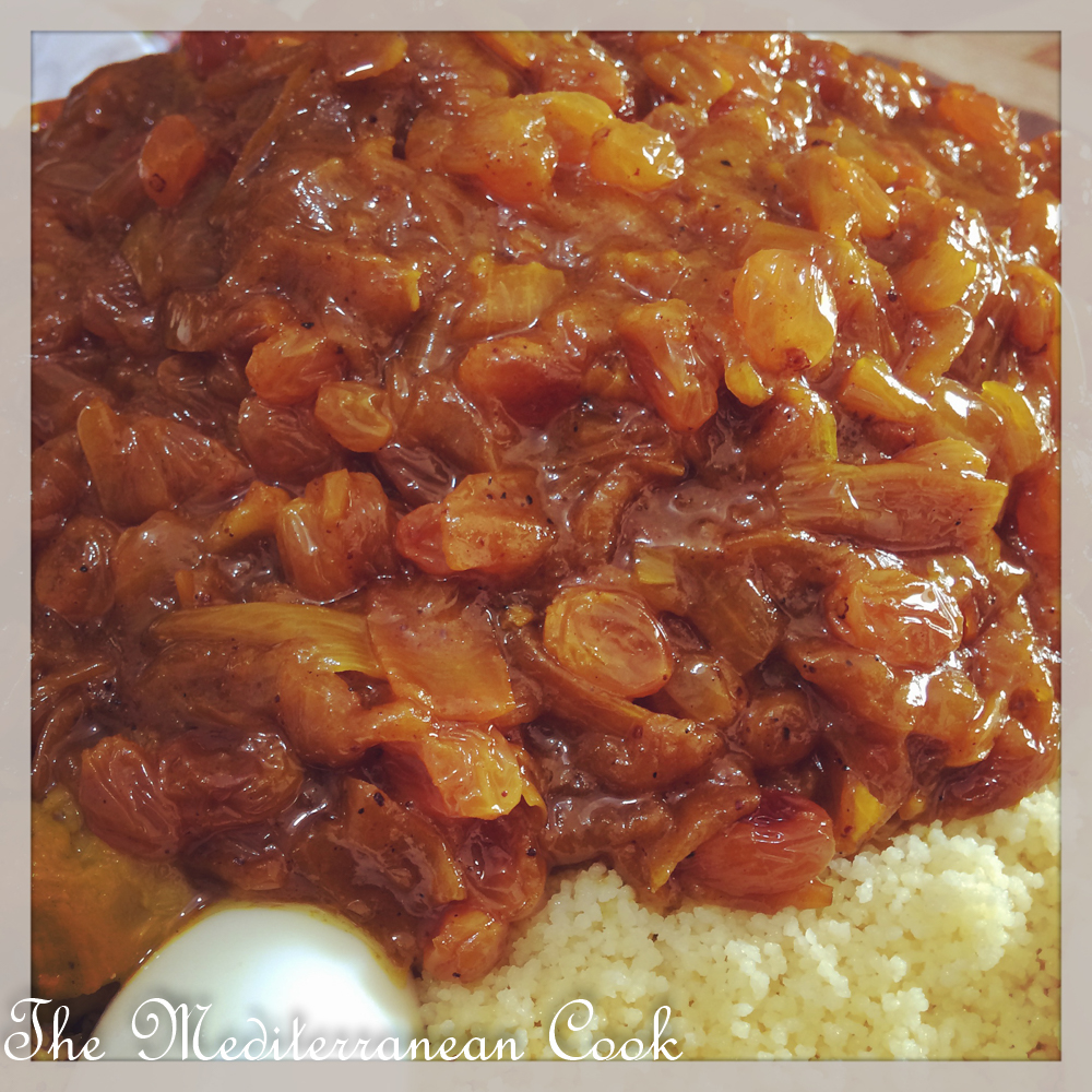 Moroccan Couscous With Caramelized Onions and Raisins ( T'faya ) The