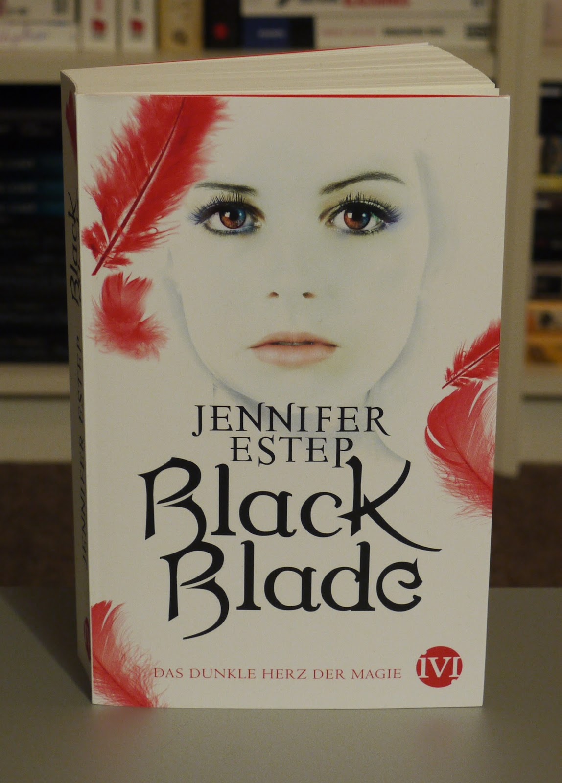 Vanessas Bücherecke Black Blade Das dunkle Herz der Magie von Jennifer Estep