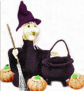 http://web.archive.org/web/20060606000249/http://www.sarahanns.com/crochetworks/witch.html