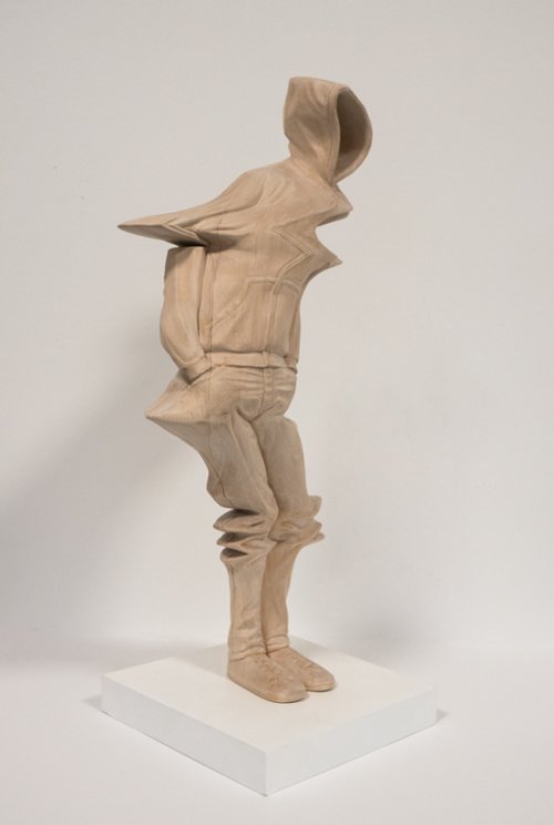 Paul Kaptein esculturas de madeira efeitos glitch surreais