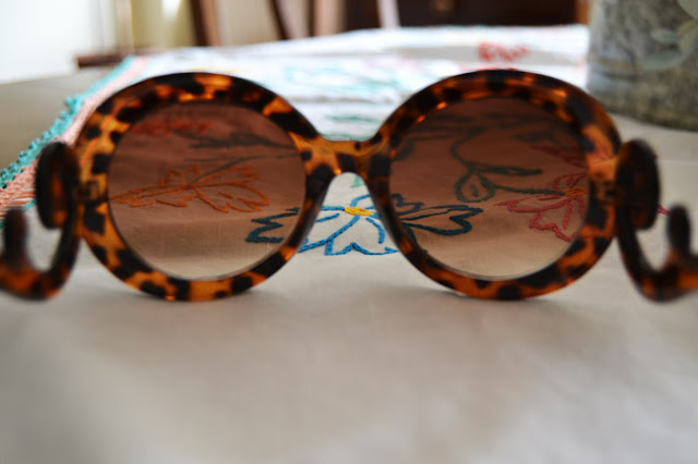 prada, prada baroque sunglasses, minimal baroque,trends,fashion trends, bargain,get the look,cheaper version,