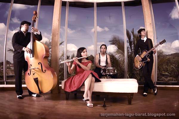 Hanya Satu - Mocca | Lirik Lagu band indie