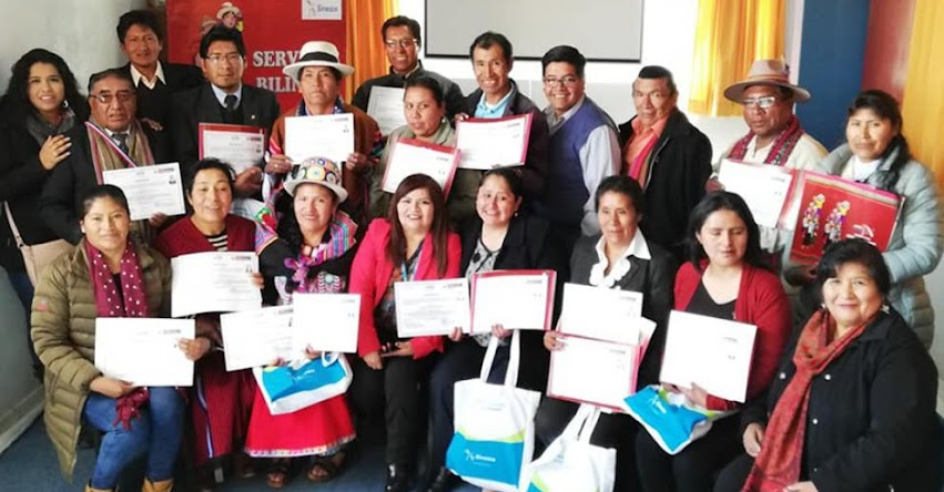SINEACE: Veintisiete servidores públicos de Puno se certifican como expertos en quechua y aimara - www.sineace.gob.pe SINEACE: Veintisiete servidores públicos de Puno se certifican como expertos en quechua y aimara - www.sineace.gob.pe