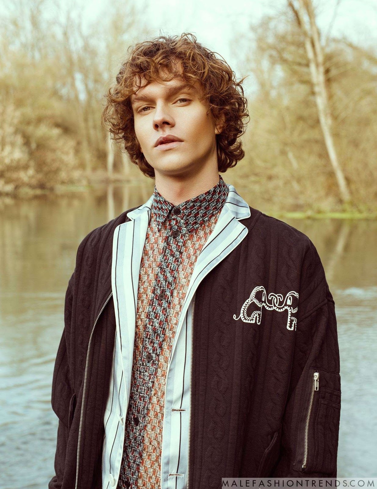 Léo Bruno para L'Officiel Hommes Middle East por Chris Milo