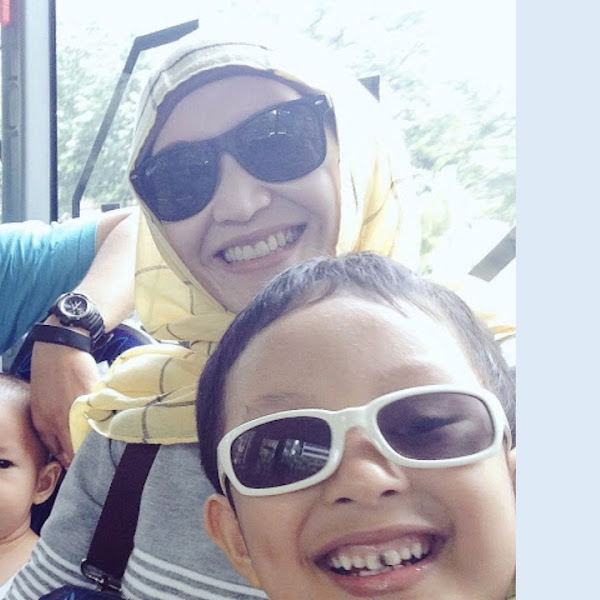 Tamasya dengan CommuterLine & TransJakarta