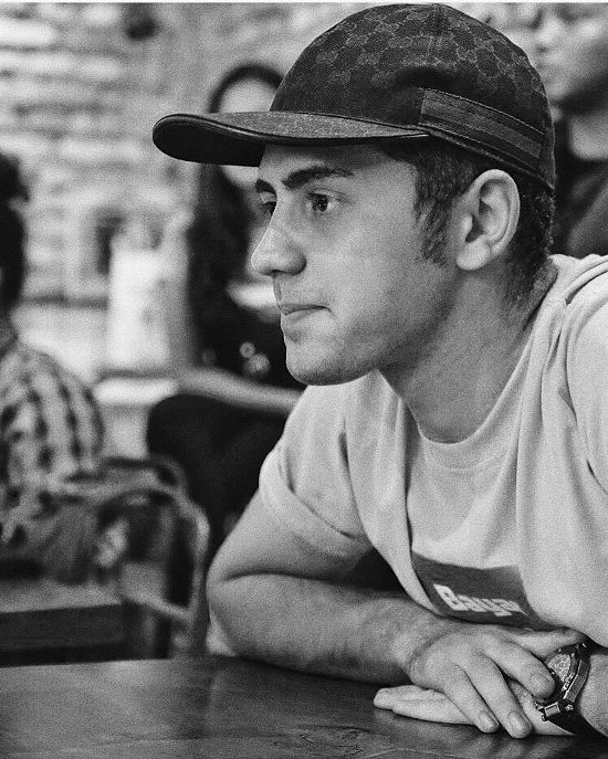 Profil Terlengkap Cemal Faruk Masa Kecil Dan Keluarga Pacar Atau Kekasih Sekarang Agama Perjalanan Karier Pendidikan Tinggi Badan Akun Instagram Hingga Foto Terbarunya Dont Sad