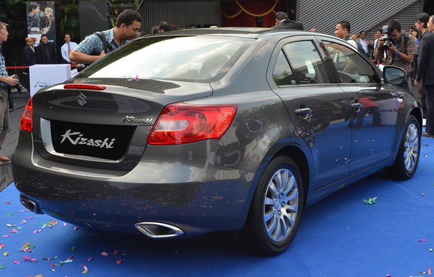 Licence to Speed - For Malaysian Automotive: New Suzuki Kizashi in ...