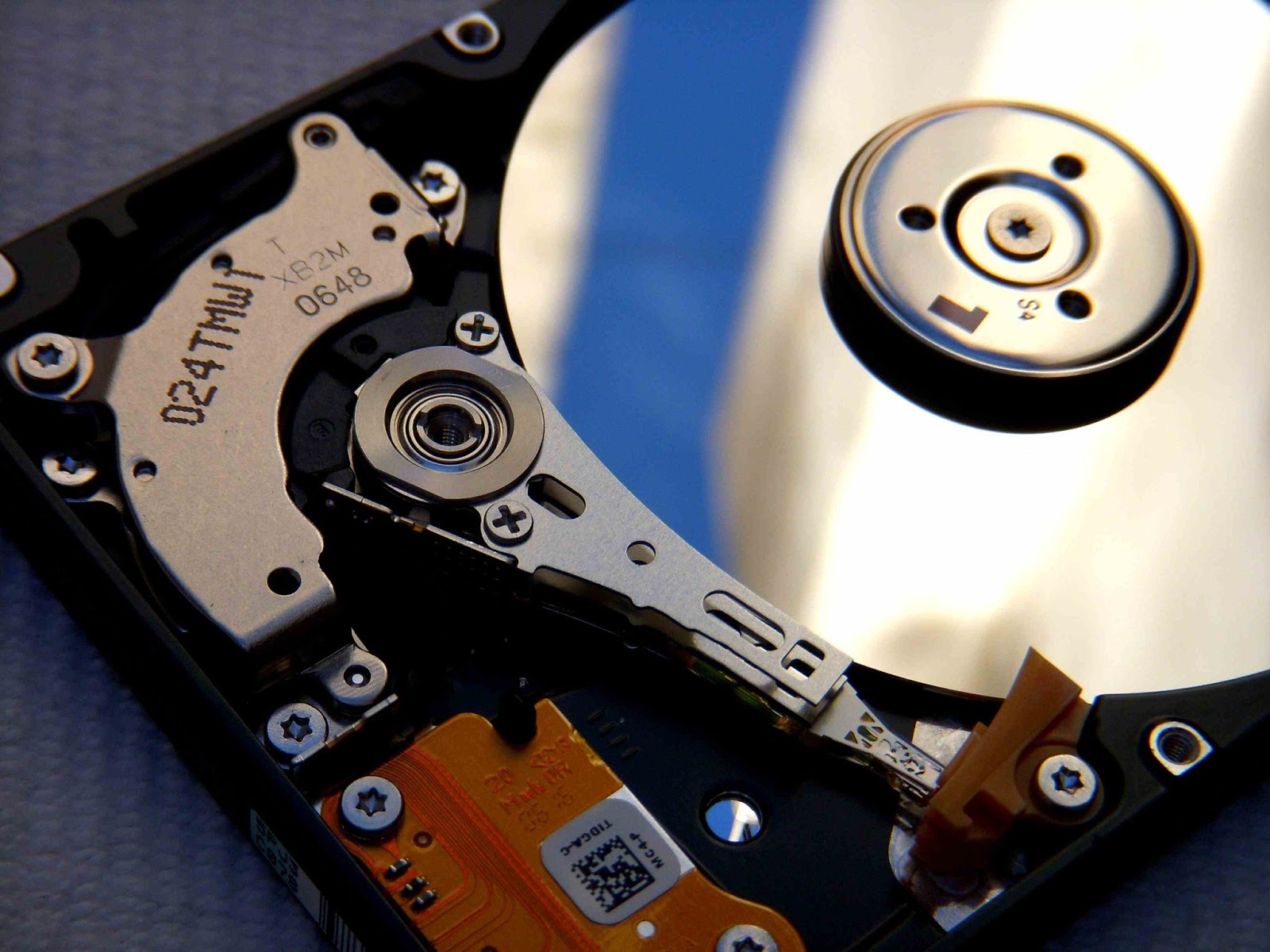 30 + Hard Drive Data Recovery Stock