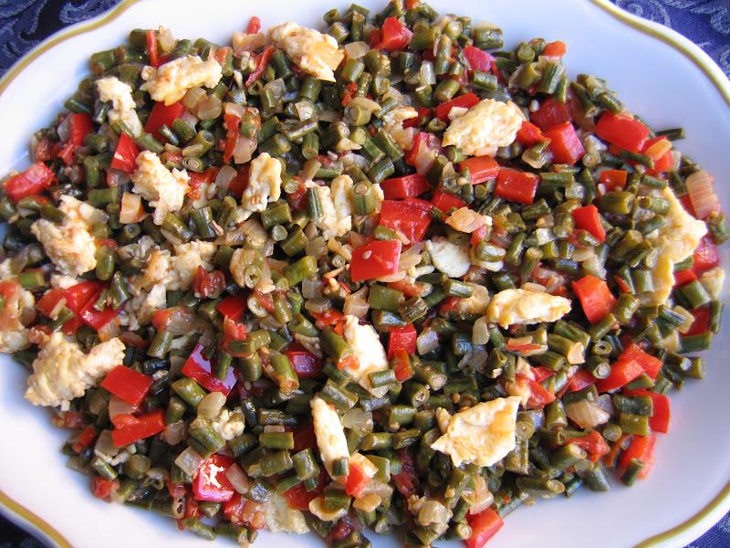 Yasemin's Kitchen Sautéed String Beans with Eggs Yumurtali Borulce