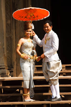 wat angkor february bobby pose felt wonder couples even many visit need there