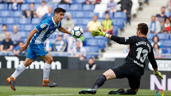 El Espanyol golea a un Málaga ya de Segunda (4-1)