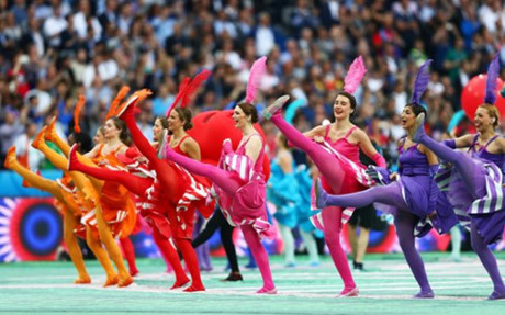 Thong diep y nghia trong Le khai mac EURO 2016 - Anh 15