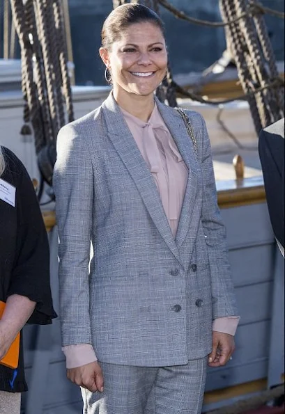 Princess Victoria Sustainable Seas Initiative's Baltic Sea Seminar, Tre Kronor af Stockholm in  in Skeppsholmen, Valentino bag, Zara blouse, wore Pantsuit