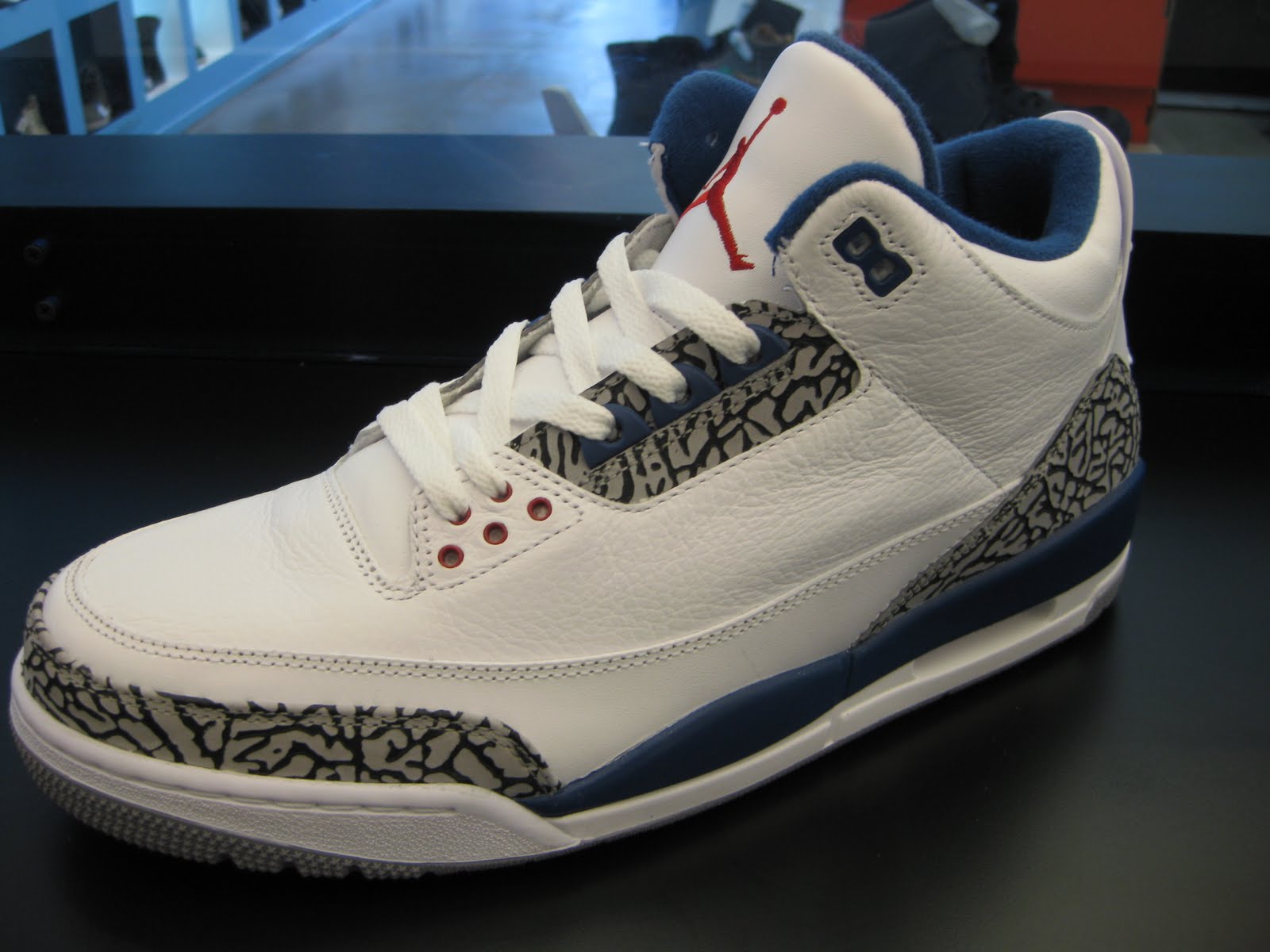 blue white jordan 3