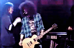 Michael Jackson guitarist Slash. PunkMetalRap.com