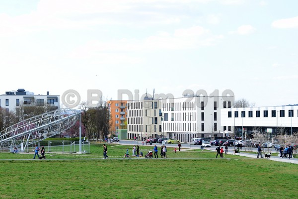 Unterfranken Aktuell Pkw Wird Von Der Autobahn Katapultiert