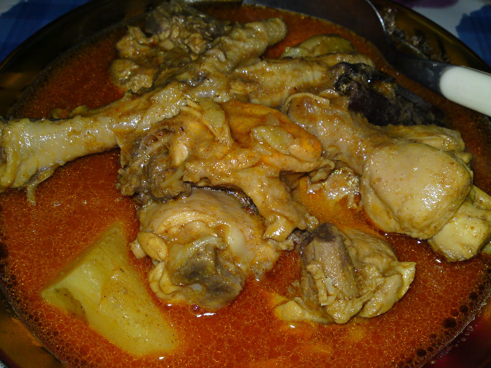 DARI DAPUR ORANG KAMPUNG GULAI AYAM