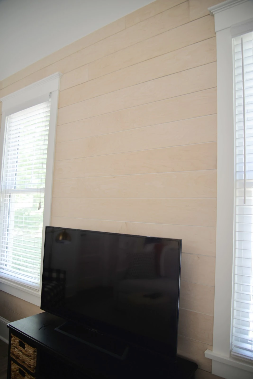 DIY shiplap maple plywood plank natural | Ramblingrenovators.ca