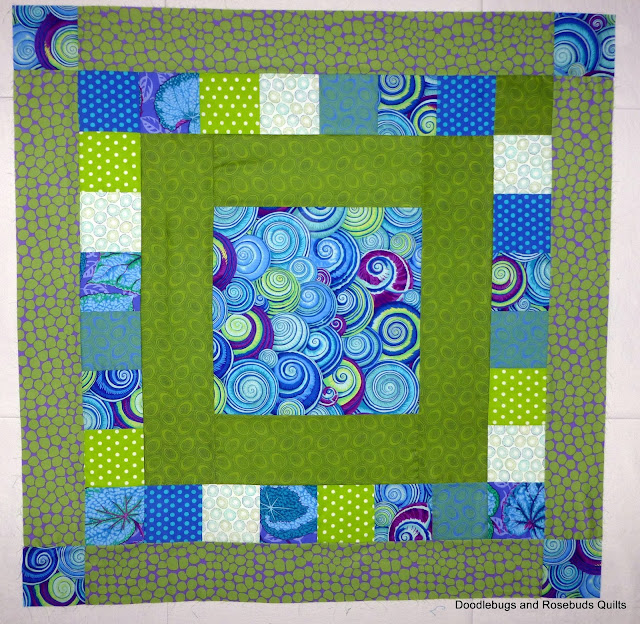 Doodlebugs and Rosebuds Quilts: Back in Action!
