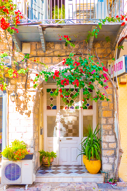 A Day in Náfplio, Greece - you don't want to miss this picturesque Greek town. It is one of the most beautiful cities I've ever been to. It is a great place to spend the day shopping and enjoying some gelato! #travel #greece #nafplio A Day in Náfplio, Greece - you don't want to miss this picturesque Greek town. It is one of the most beautiful cities I've ever been to. It is a great place to spend the day shopping and enjoying some gelato! #travel #greece #nafplio