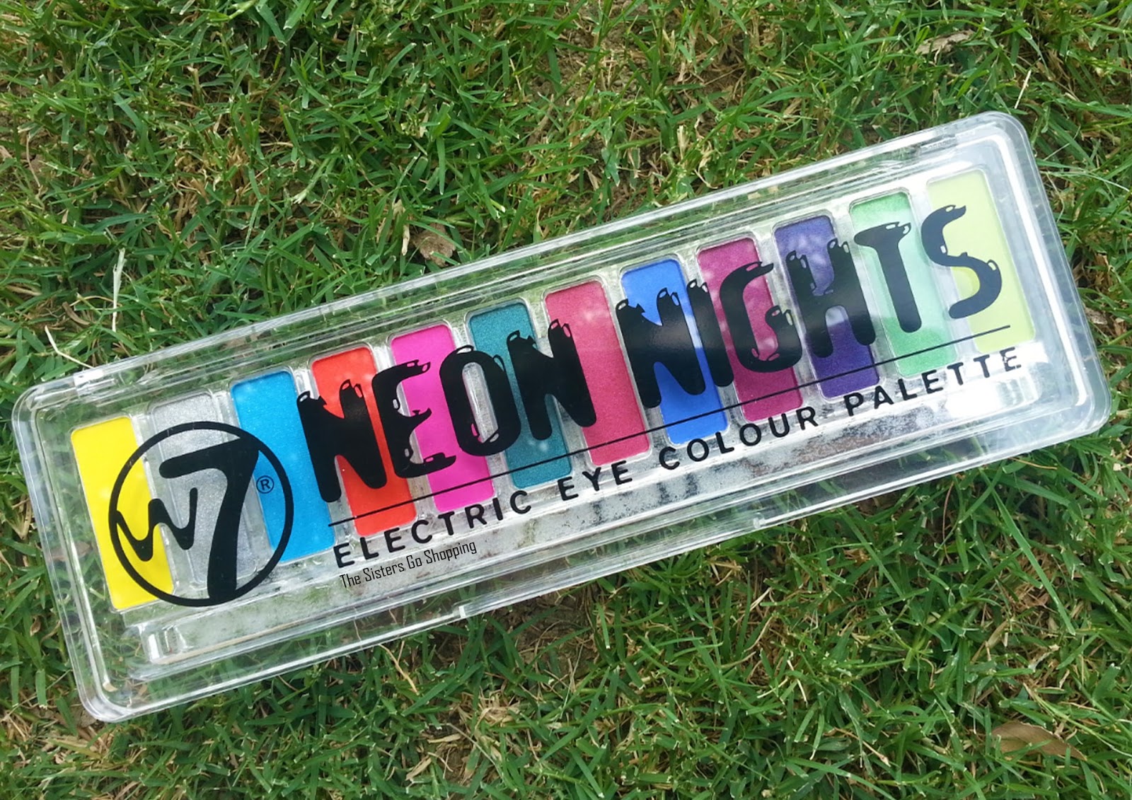 W7 NEON NIGHTS ELECTRIC EYE COLOUR PALETTE REVIEW, PHOTOS AND SWATCHES