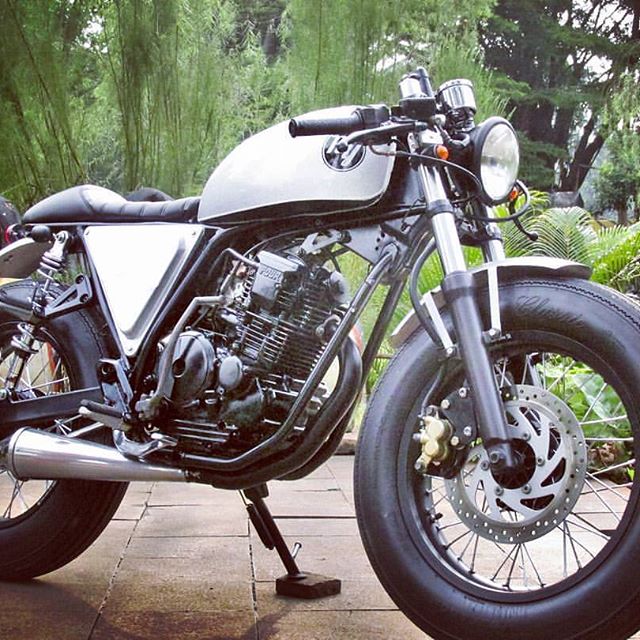 Gambar Motor Moge & Jadul Di Modifikasi Terbaru Dan Hasilnya Keren Gambar Motor Moge & Jadul Di Modifikasi Terbaru Dan Hasilnya Keren