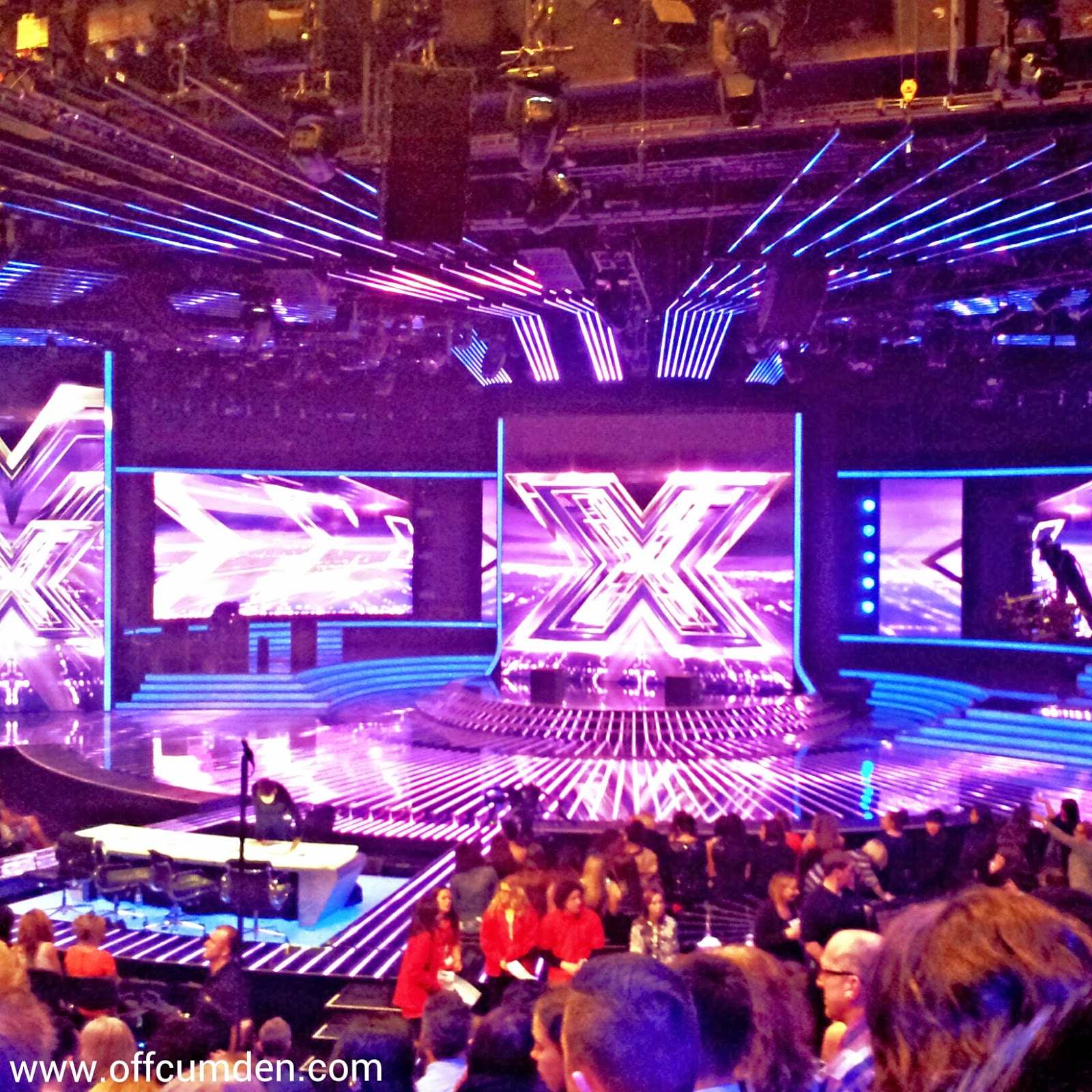 01.12.13 Silent Sunday Helpful Mum