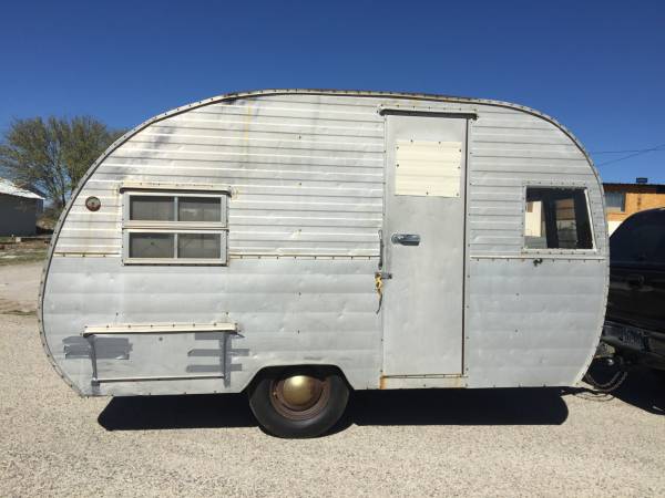 Vintage Small Travel Trailer, 1959 Mobile Scout