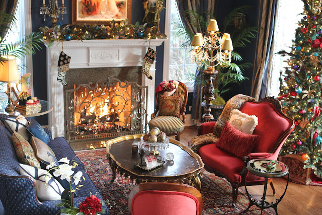 Romancing the Home: Christmas - Sometimes It Just Takes Your Breath Away