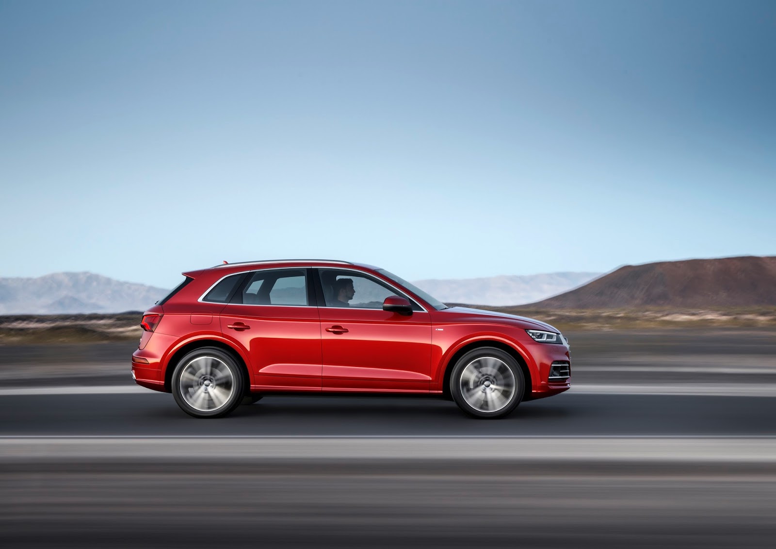 Audi Q5 2.0 TDI 110 150 CV llega la versión de acceso a la gama del